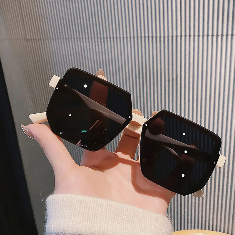 Gafas de Sol Retro Unisex | Big Frame Cuadrado | Elegancia y Protección para Todos