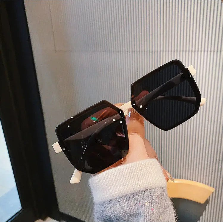 Gafas de Sol Retro Unisex | Big Frame Cuadrado | Elegancia y Protección para Todos